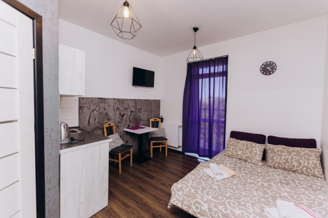 Нові Apartments Біля Жд Вокзалу Iwano-Frankiwsk Exterior foto