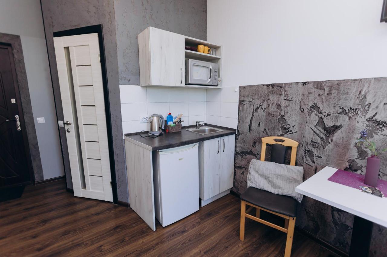 Нові Apartments Біля Жд Вокзалу Iwano-Frankiwsk Exterior foto